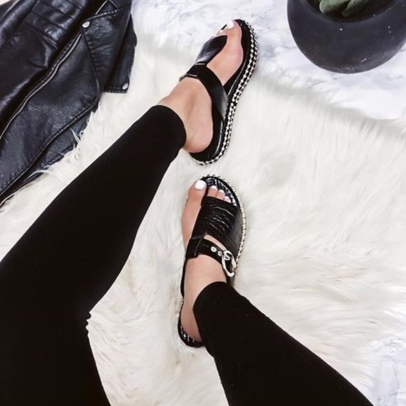 Cape Robbin Shoes - WEALTHY